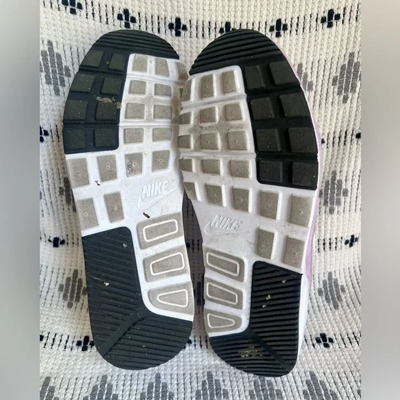 Nike Air Max SC Women's White and Purple Sneakers, Size 9 - Picture 7 of 7